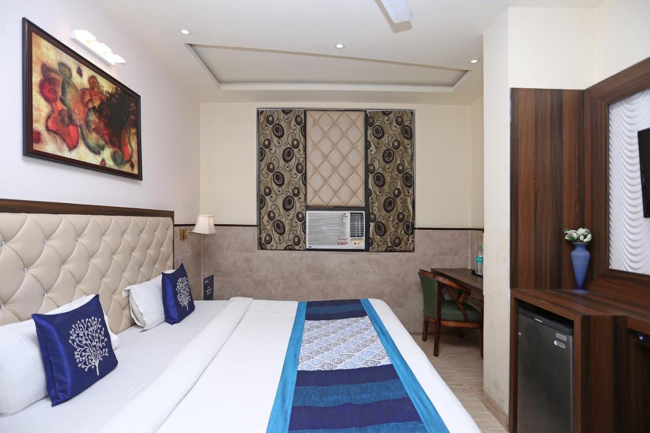 Vaccinated Staff - Capital O 705 Hotel Siddharth Inn Jaipur Ngoại thất bức ảnh